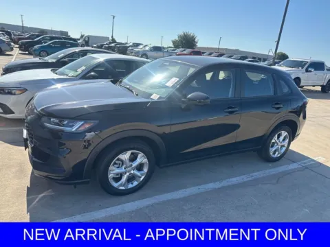 Black 2023 Honda HR-V LX for sale in Denton, TX