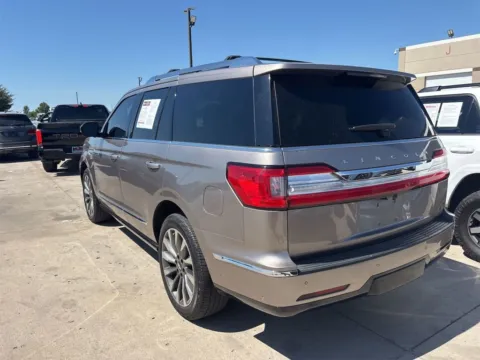 More photos of 2020 Lincoln Navigator Reserve at Sign It Drive It, TX