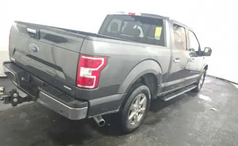 More photos of 2018 Ford F-150 XLT at Sign It Drive It, TX