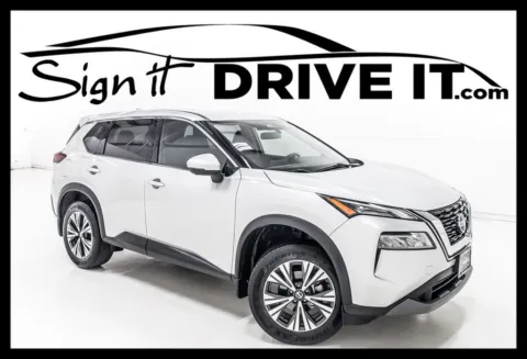 Silver 2021 Nissan Rogue SV for sale in Denton, TX