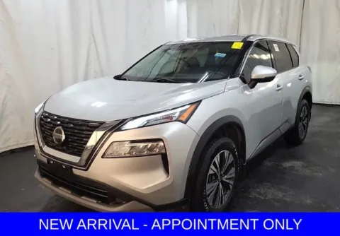 Silver 2021 Nissan Rogue SV for sale in Denton, TX