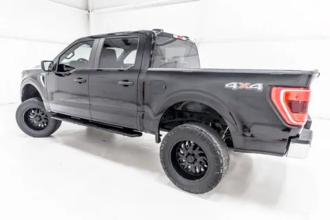 More photos of 2022 Ford F-150 XLT at Sign It Drive It, TX