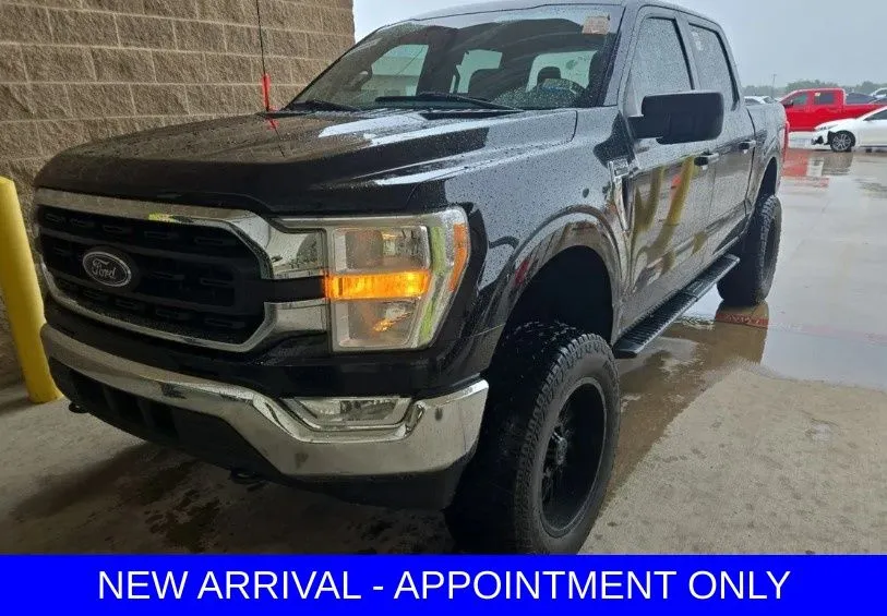 Black 2022 Ford F-150 XLT for sale in Denton, TX