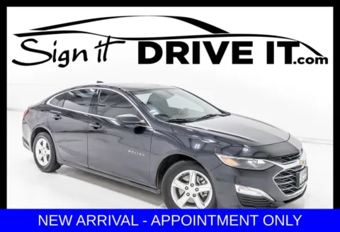 Gray 2022 Chevrolet Malibu LS for sale in Denton, TX