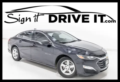 Gray 2022 Chevrolet Malibu LS for sale in Denton, TX