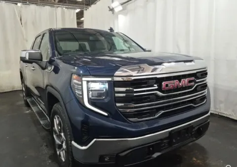 More photos of 2023 GMC Sierra 1500 SLT at Sign It Drive It, TX