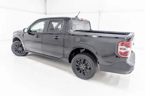 More photos of 2023 Ford Maverick XLT at Sign It Drive It, TX