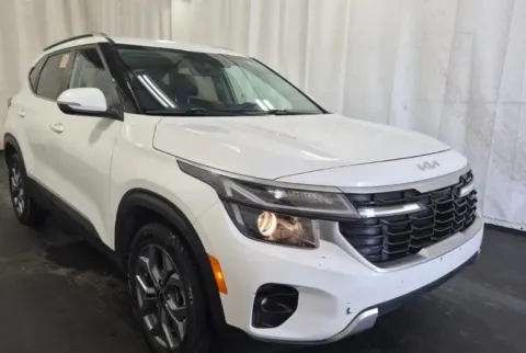 More photos of 2024 Kia Seltos S at Sign It Drive It, TX