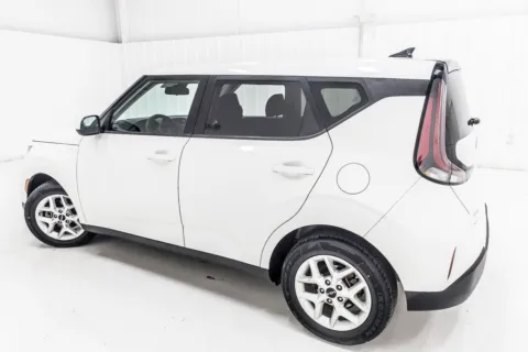 More photos of 2024 Kia Soul LX at Sign It Drive It, TX