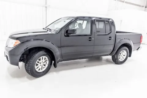 More photos of 2020 Nissan Frontier SV at Sign It Drive It, TX