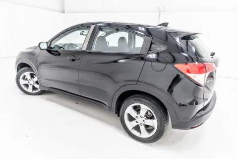 More photos of 2019 Honda HR-V LX at Sign It Drive It, TX