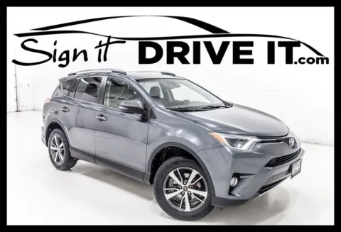 Gray 2018 Toyota RAV4 XLE for sale in Denton, TX