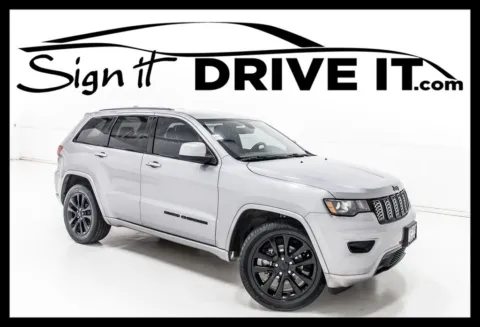 Silver 2018 Jeep Grand Cherokee Altitude for sale in Denton, TX