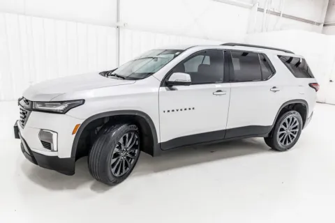 More photos of 2022 Chevrolet Traverse RS at Sign It Drive It, TX