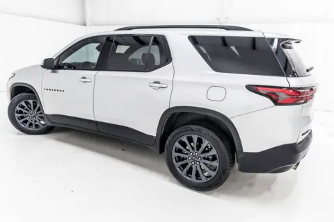 More photos of 2022 Chevrolet Traverse RS at Sign It Drive It, TX
