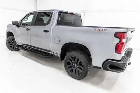 More photos of 2021 Chevrolet Silverado 1500 LT Trail Boss at Sign It Drive It, TX