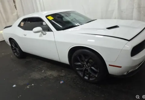 More photos of 2021 Dodge Challenger SXT at Sign It Drive It, TX