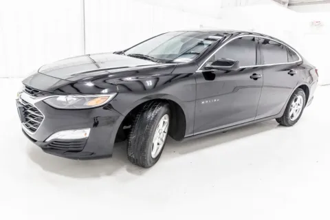 Another view of 2022 Chevrolet Malibu LT for sale in Denton, TX at Sign It Drive It