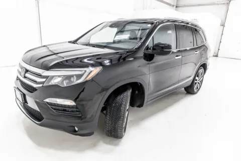 Another view of 2018 Honda Pilot Touring for sale in Denton, TX at Sign It Drive It