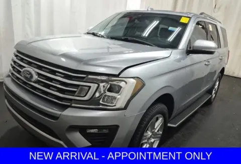 Silver 2020 Ford Expedition XLT for sale in Denton, TX