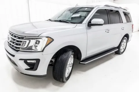 Photos of 2020 Ford Expedition XLT for sale in Denton, TX at Sign It Drive It