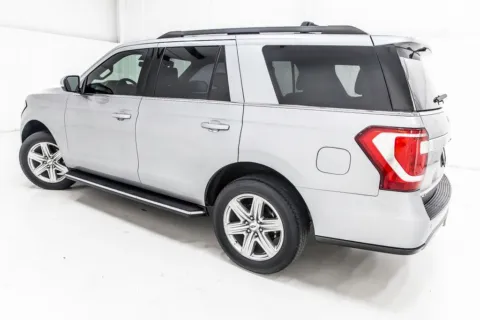 More photos of 2020 Ford Expedition XLT at Sign It Drive It, TX