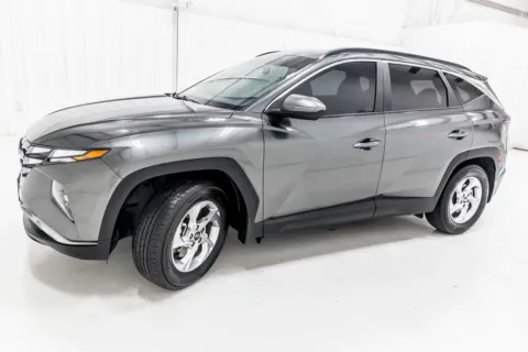 More photos of 2023 Hyundai Tucson SEL at Sign It Drive It, TX