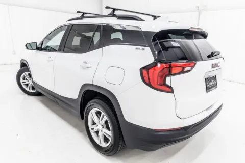 More photos of 2021 GMC Terrain SLE at Sign It Drive It, TX
