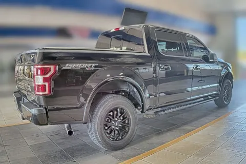 More photos of 2019 Ford F-150 XLT at Sign It Drive It, TX