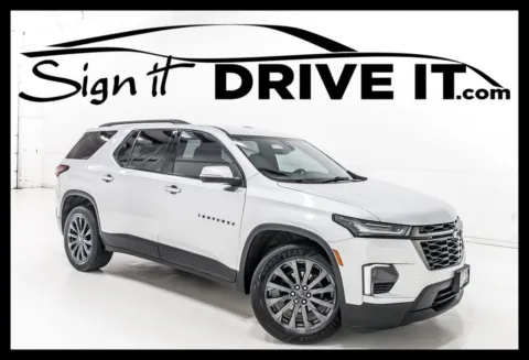 Silver 2022 Chevrolet Traverse RS for sale in Denton, TX