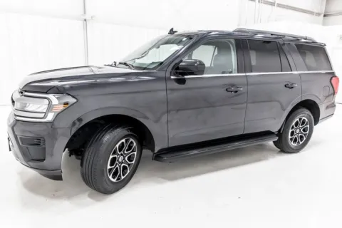More photos of 2024 Ford Expedition XLT at Sign It Drive It, TX