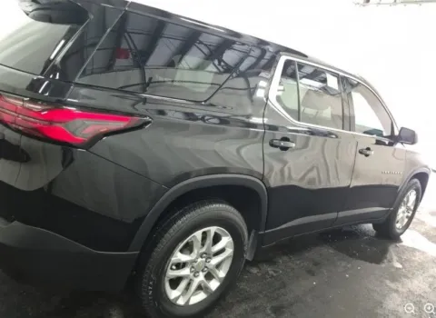 More photos of 2023 Chevrolet Traverse LS at Sign It Drive It, TX