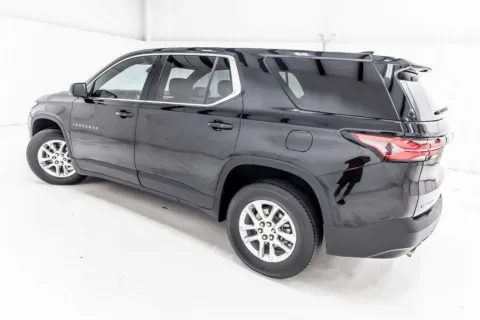 More photos of 2023 Chevrolet Traverse LS at Sign It Drive It, TX