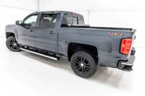 More photos of 2018 Chevrolet Silverado 1500 LT at Sign It Drive It, TX