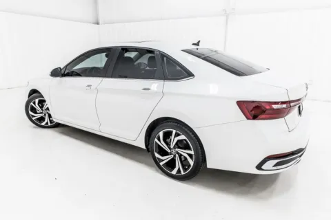 More photos of 2025 Volkswagen Jetta 1.5T SEL at Sign It Drive It, TX