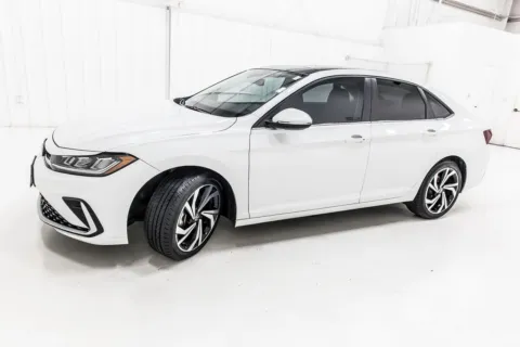 More photos of 2025 Volkswagen Jetta 1.5T SEL at Sign It Drive It, TX