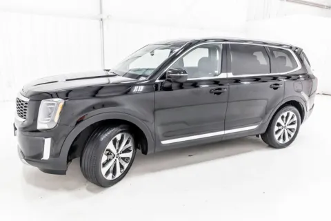 Another view of 2020 Kia Telluride EX for sale in Denton, TX at Sign It Drive It