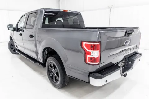 More photos of 2019 Ford F-150 XLT at Sign It Drive It, TX