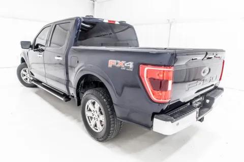 More photos of 2021 Ford F-150 XLT at Sign It Drive It, TX