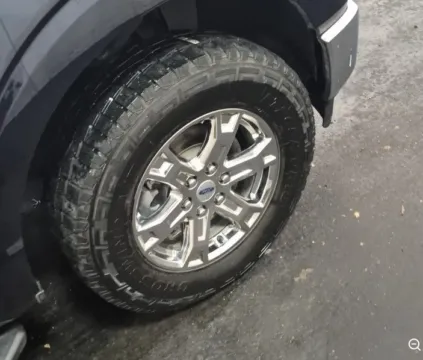 More photos of 2021 Ford F-150 XLT at Sign It Drive It, TX
