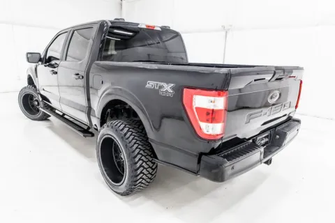 More photos of 2022 Ford F-150 XL at Sign It Drive It, TX