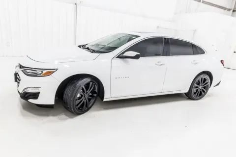 More photos of 2024 Chevrolet Malibu LT at Sign It Drive It, TX