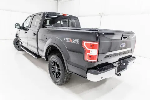 More photos of 2019 Ford F-150 Lariat at Sign It Drive It, TX