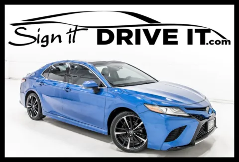 Blue 2019 Toyota Camry XSE for sale in Denton, TX