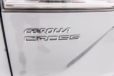 More photos of 2022 Toyota Corolla Cross LE at Sign It Drive It, TX