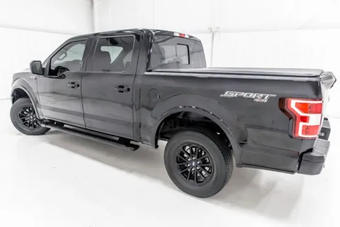 More photos of 2019 Ford F-150 XLT at Sign It Drive It, TX