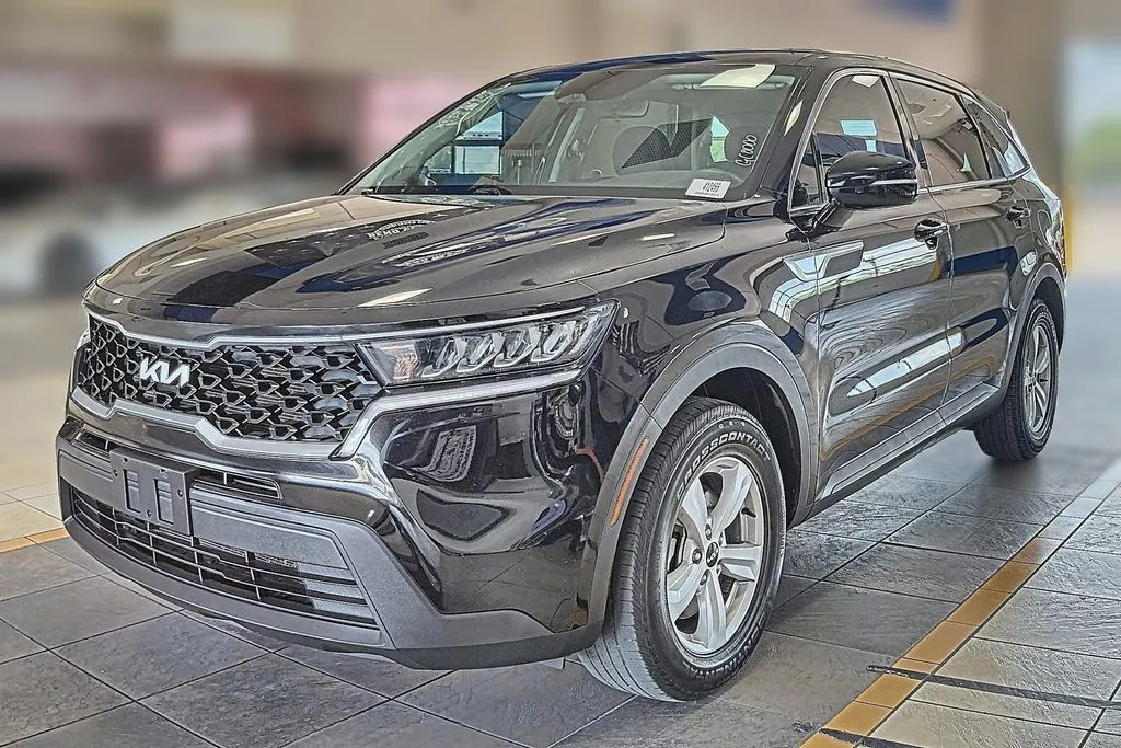 Black 2023 Kia Sorento LX for sale in Denton, TX