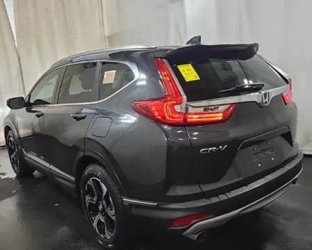 More photos of 2019 Honda CR-V Touring at Sign It Drive It, TX