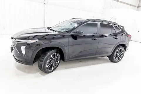 More photos of 2024 Chevrolet Trax 2RS at Sign It Drive It, TX