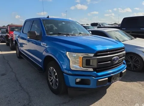 More photos of 2019 Ford F-150 XLT at Sign It Drive It, TX